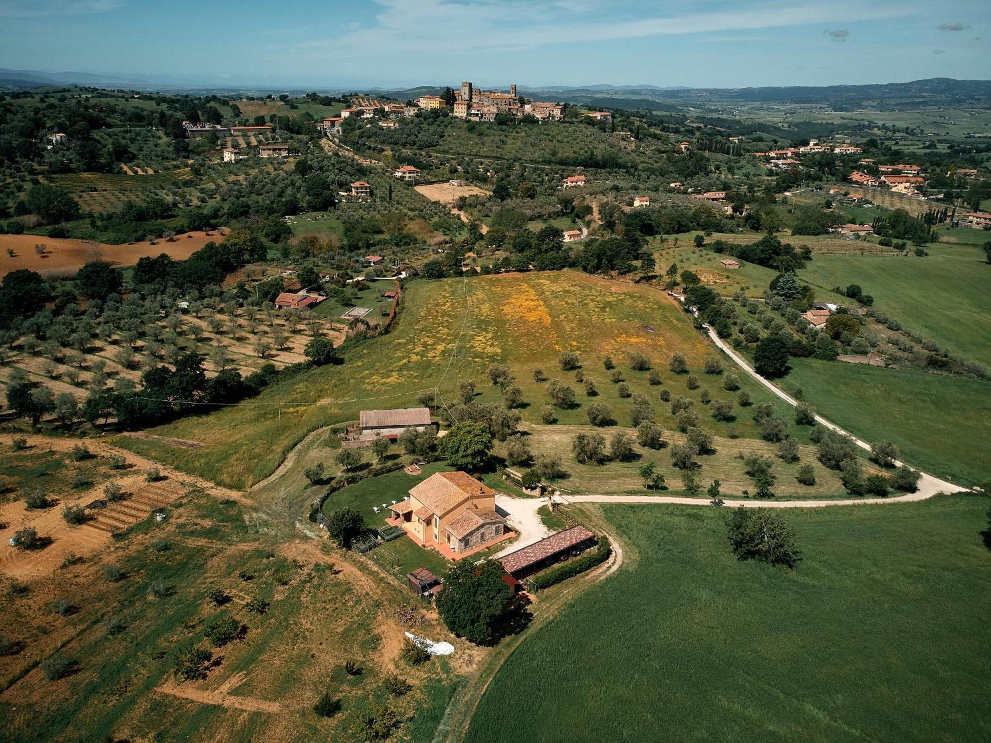 8380 Agriturismo Il Saragiolo Manciano Exterior photo